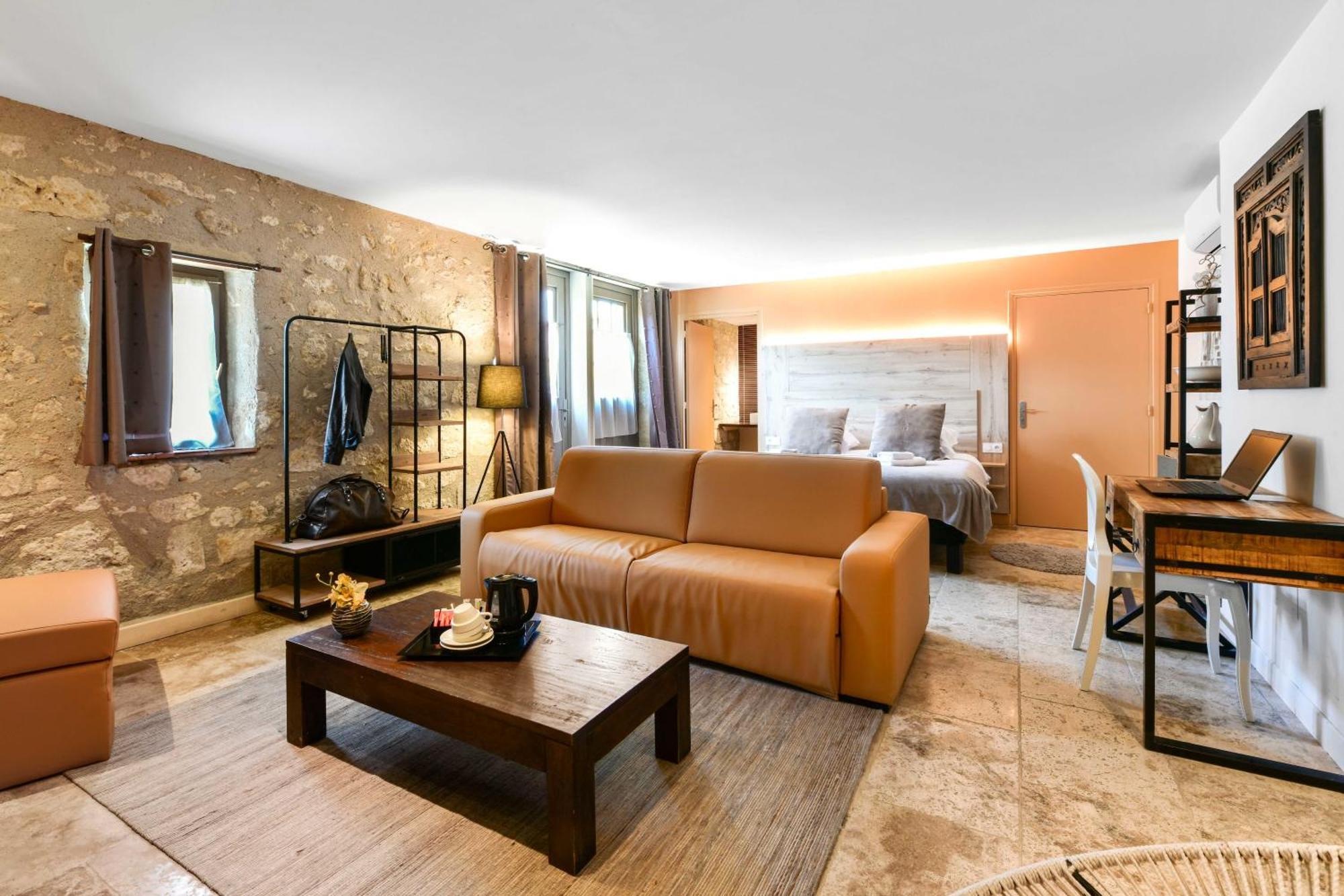 Logis L'Auberge De Larressingle Buitenkant foto